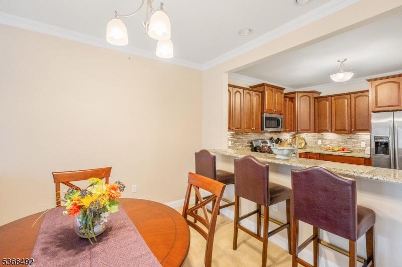 2308 Pierce Ln 2308