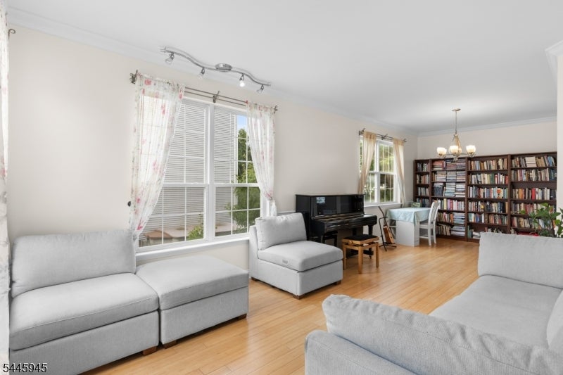4 Bonner Ct
