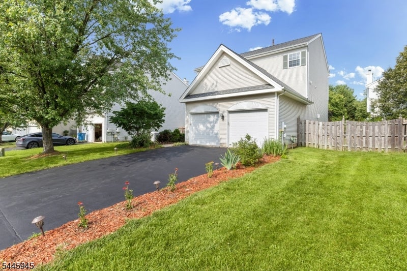 4 Bonner Ct