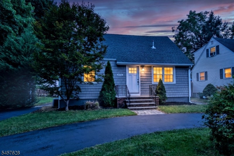 475 Goffle Rd