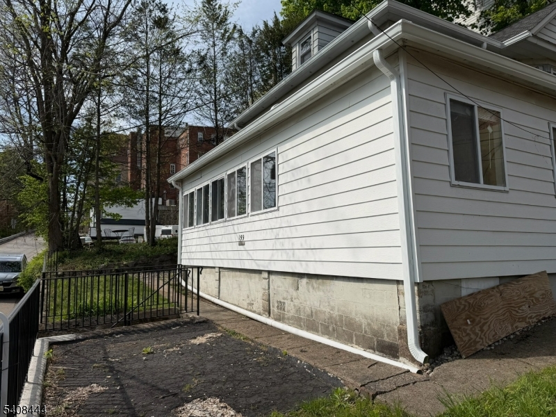 159 Plane St