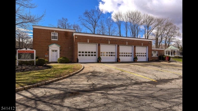 525 Main St - Apt. 8A 8A
