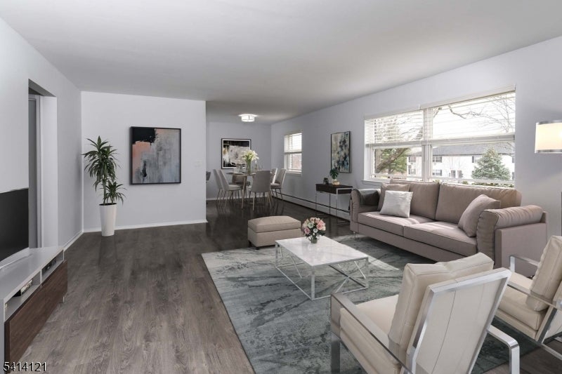 525 Main St - Apt. 8A 8A