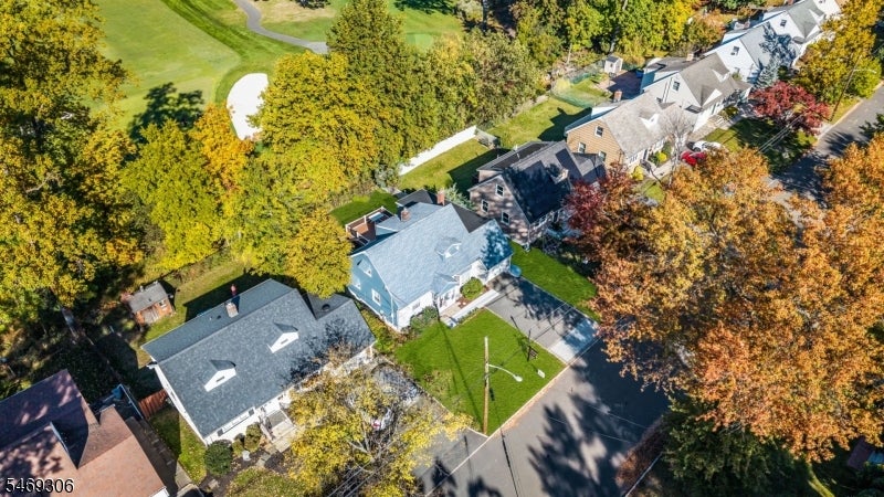 55 Seaman Rd
