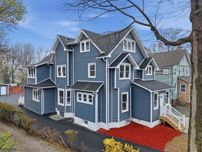 82 Grove St