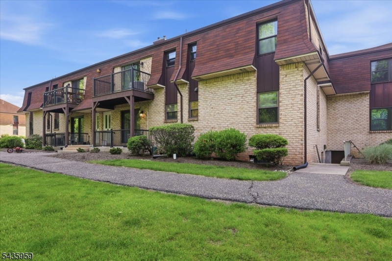 1403 Normandy Ct.