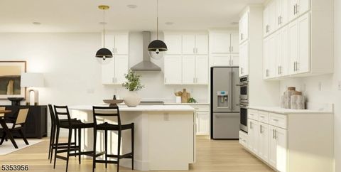 6 Belmont Pl Oakland Boro NJ 07436