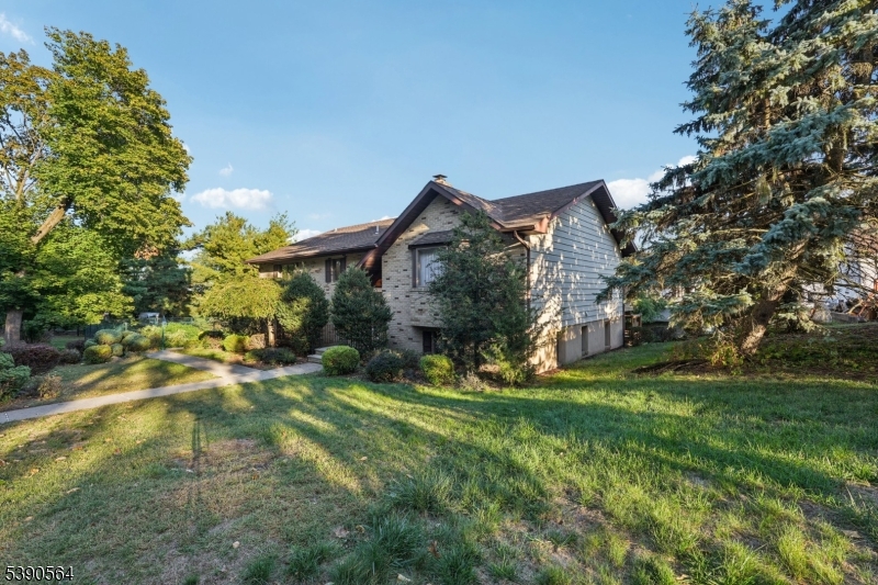 8 Cambridge Rd