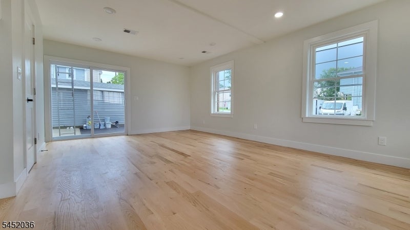 135 Lake Shore Dr