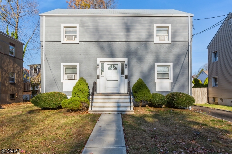 127 Roosevelt Ave 1