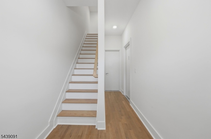 116 Valley St 2
