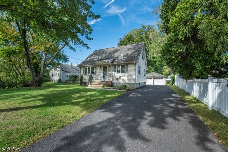 97 Van Dam Ave