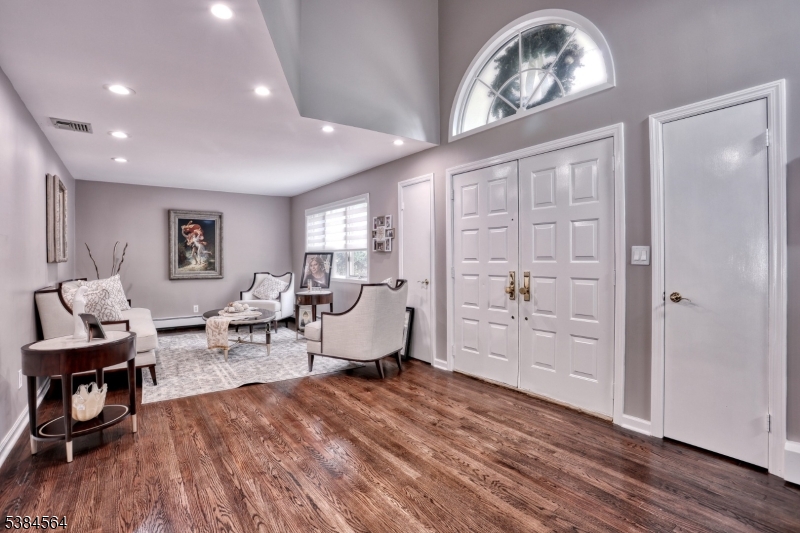 210 Ramapo Valley Rd