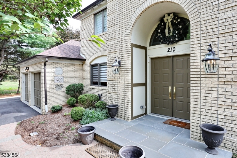 210 Ramapo Valley Rd