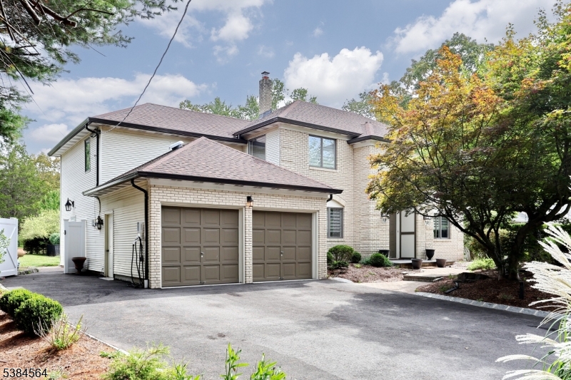 210 Ramapo Valley Rd