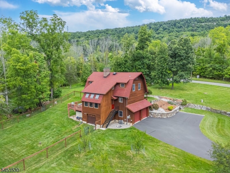 126 Upper North Shore Rd