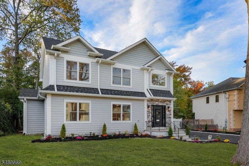 17 Blake Dr