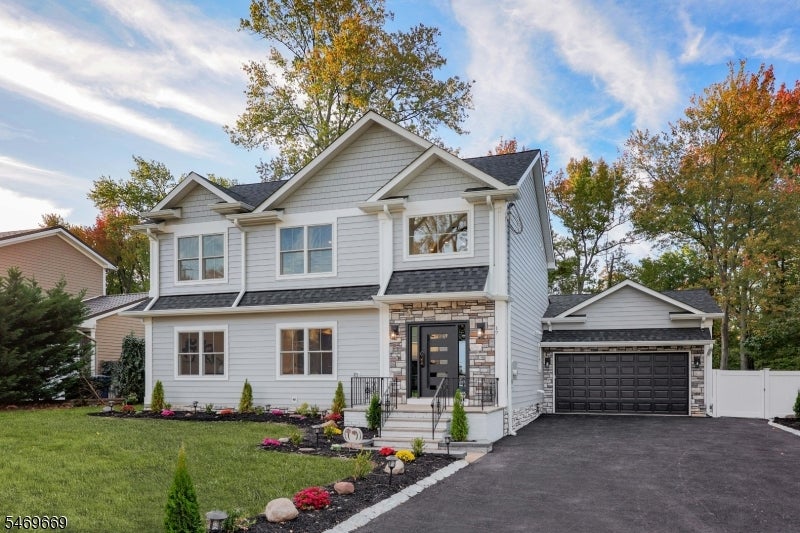 17 Blake Dr