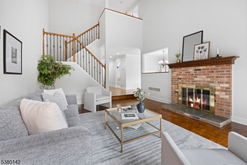 51 Haverford Ct