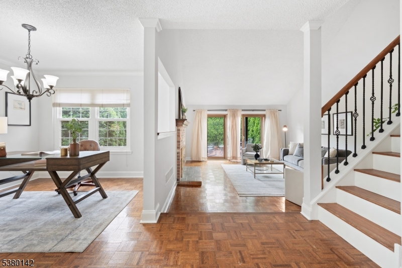 51 Haverford Ct