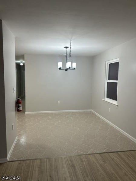 566 2Nd Ave