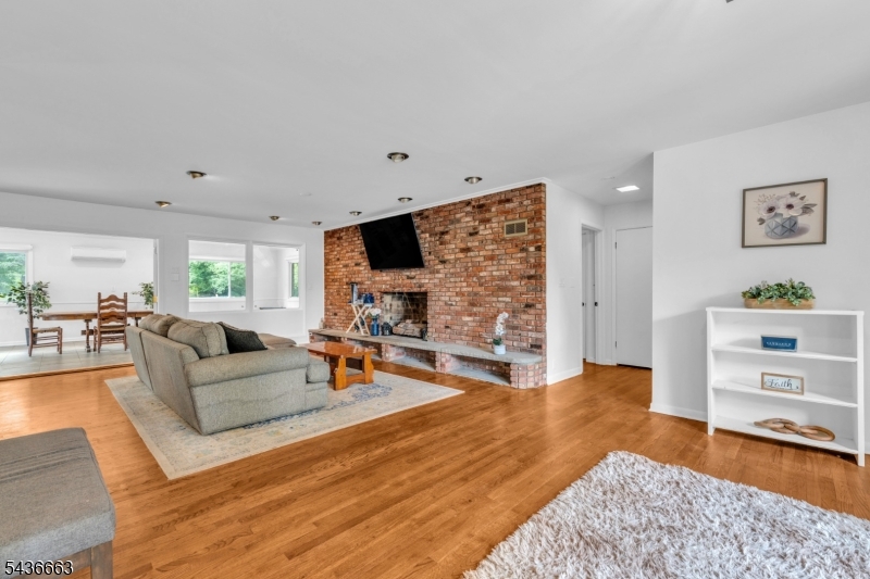 20 Conkling Rd