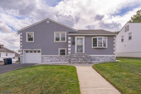 Photo of 1764 Colgate Pl, Union, NJ 07083 (MLS # 3991446)