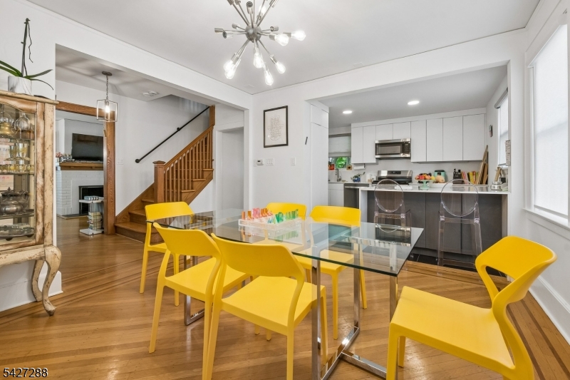 58 Plymouth Ave