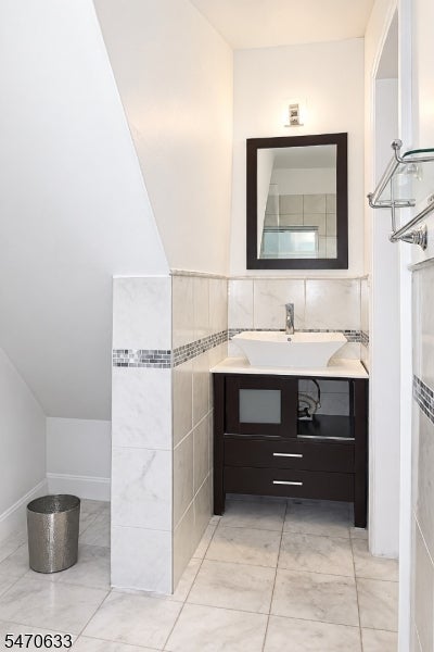 275 Pine St Fl 1 1