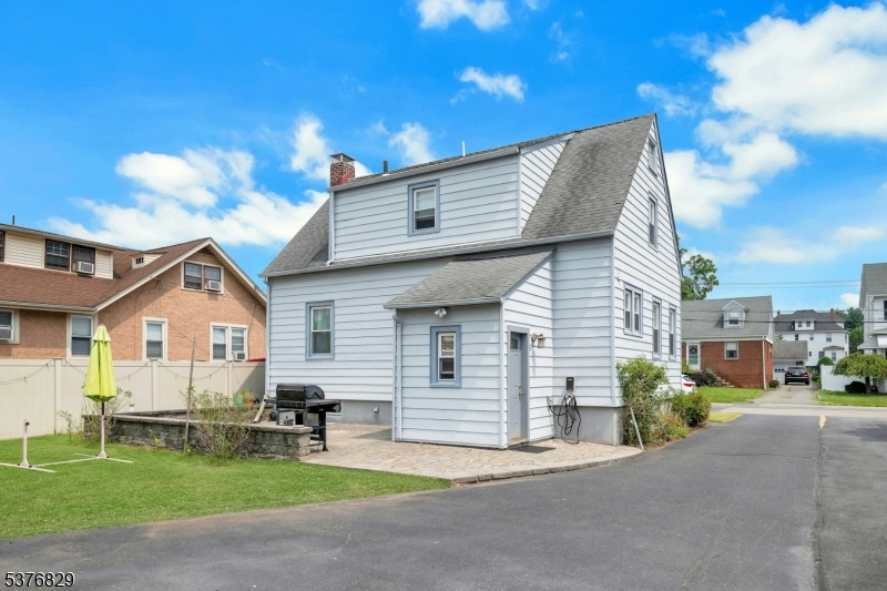 141 Roessler St