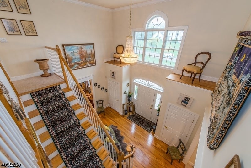 21 BONNIEVIEW LN