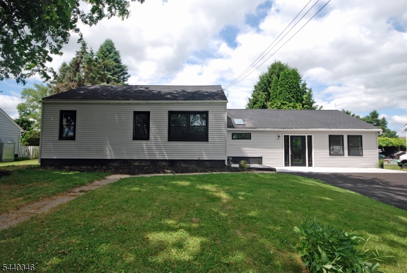496 Franklin St