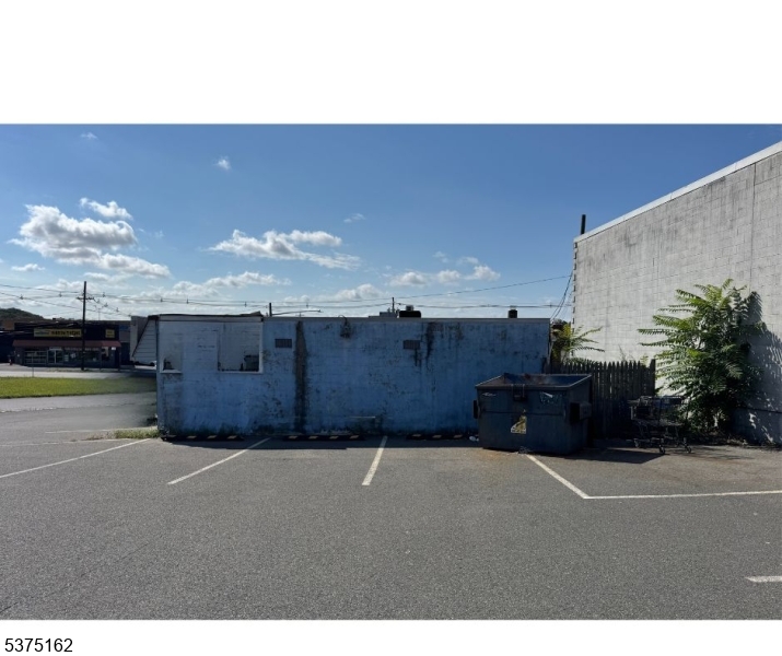 2535 Us Highway 22 Ctr