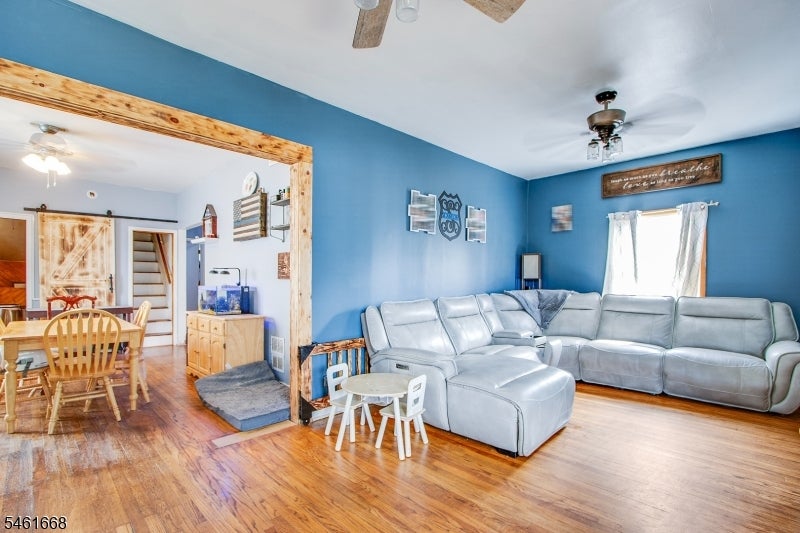 8 Pallant Ave