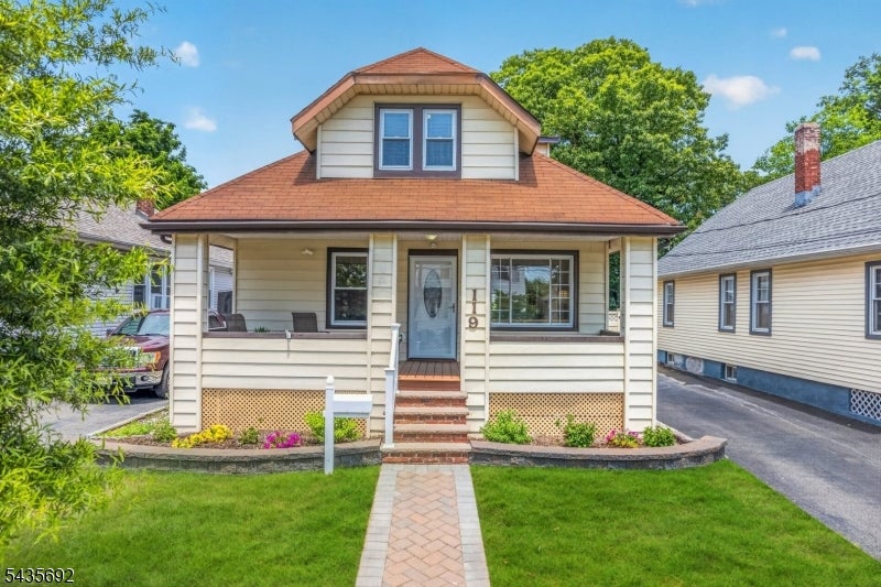 119 Kingston Ave