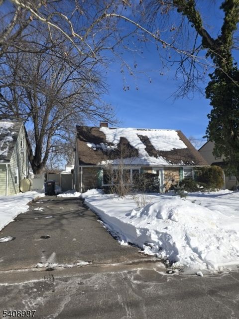 8 Andrew St Green Brook Twp. NJ 08812