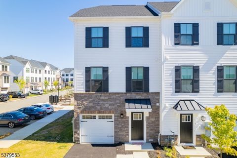 Photo of 111 Bergen St, Hackettstown, NJ 07840 (MLS # 3993533)