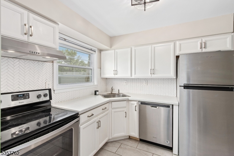 34 Deanna Dr 96