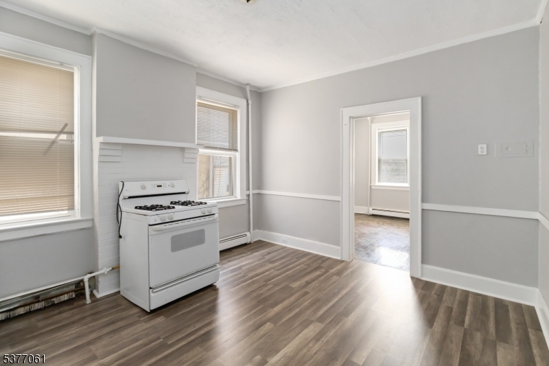 20 Monroe Pl