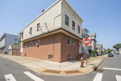 75 Geneva St Elizabeth City NJ 07206