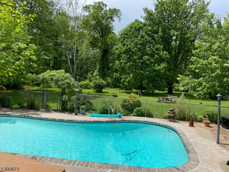 92 Whitenack Rd