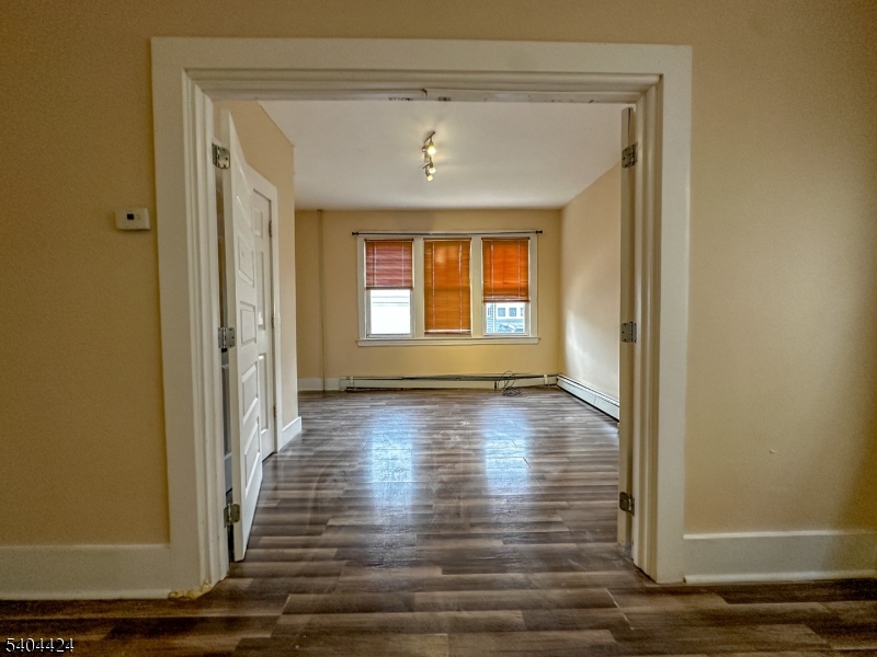 327 Ashton Ave  Unit 1L