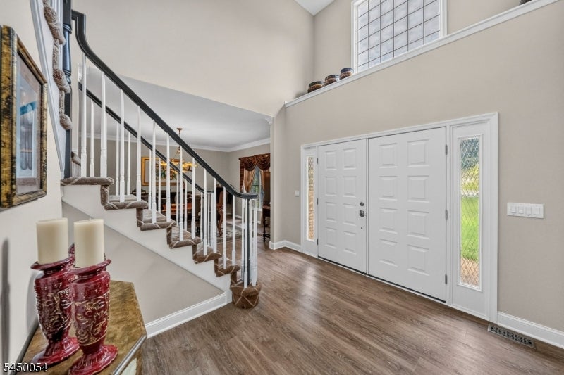 22 Jarombek Dr