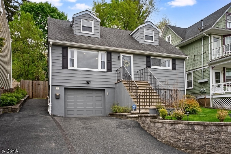 54 Phoenix Ave