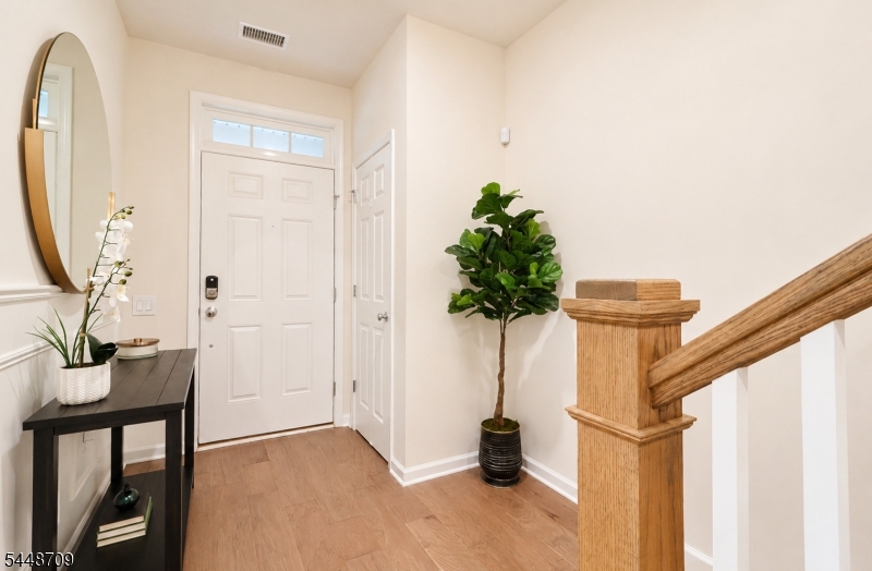 22 Gala Ct