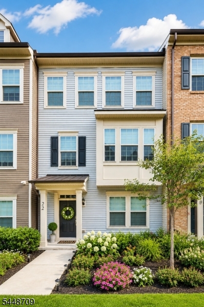 22 Gala Ct