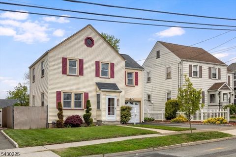 136 Sunset Ave North Arlington Boro NJ 07031