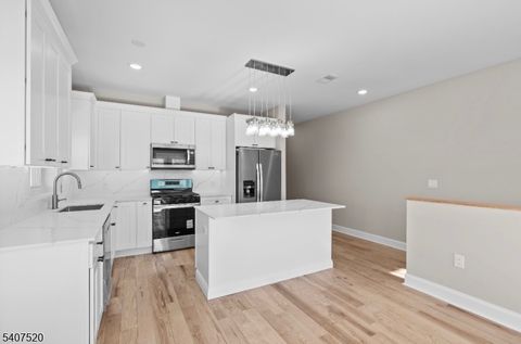 503 Delavan Ave 1 Newark City NJ 07107