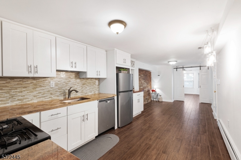 703 Park Ave 1