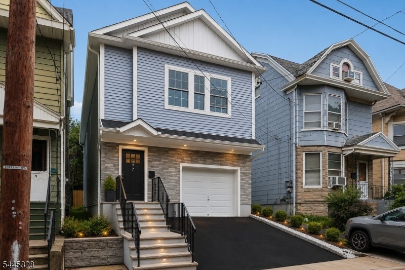 7 Terrace Pl
